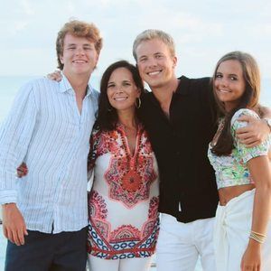 Meet your Posher, Sam